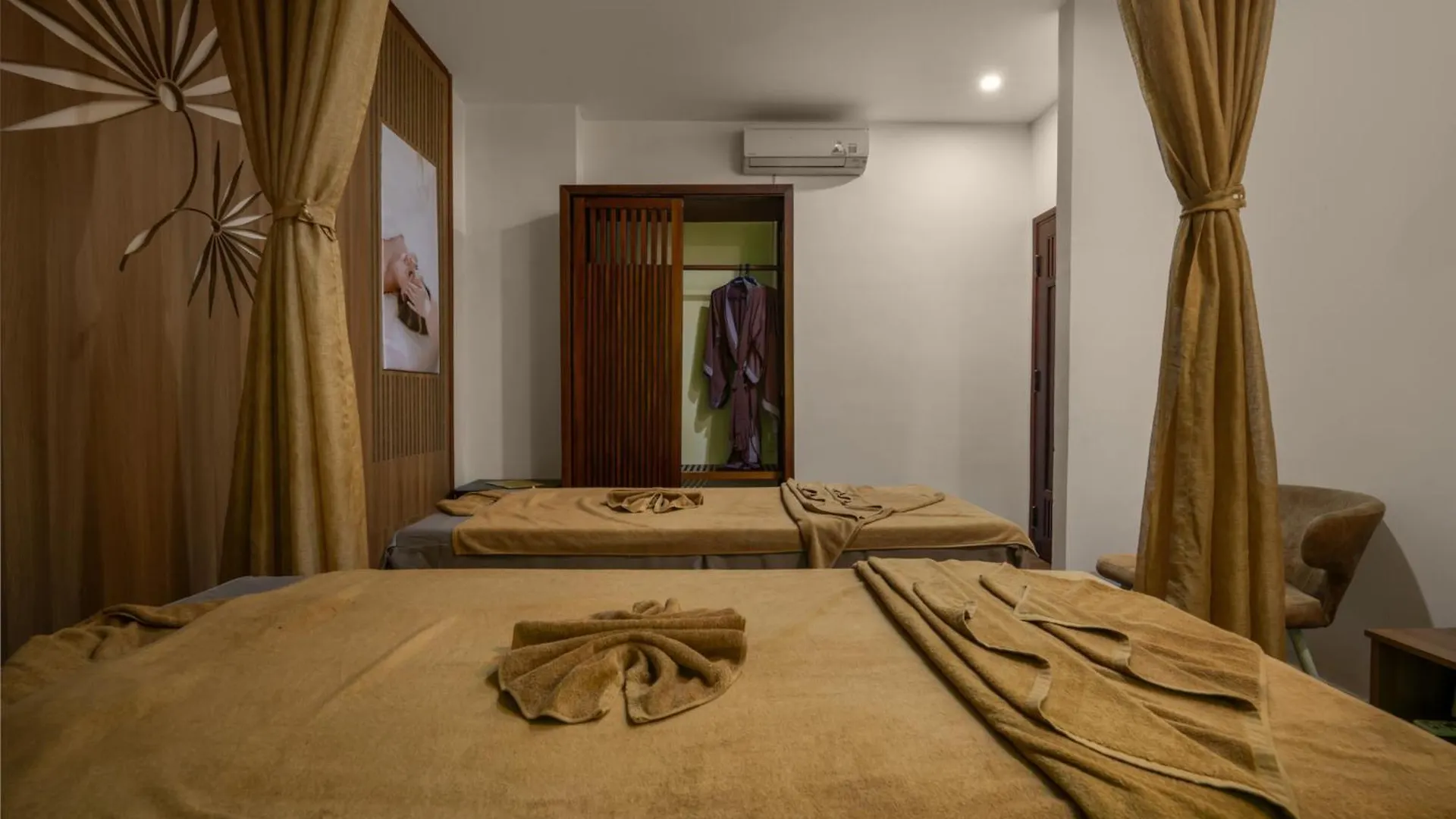 Rony Retreat Villas Хойан 4*,